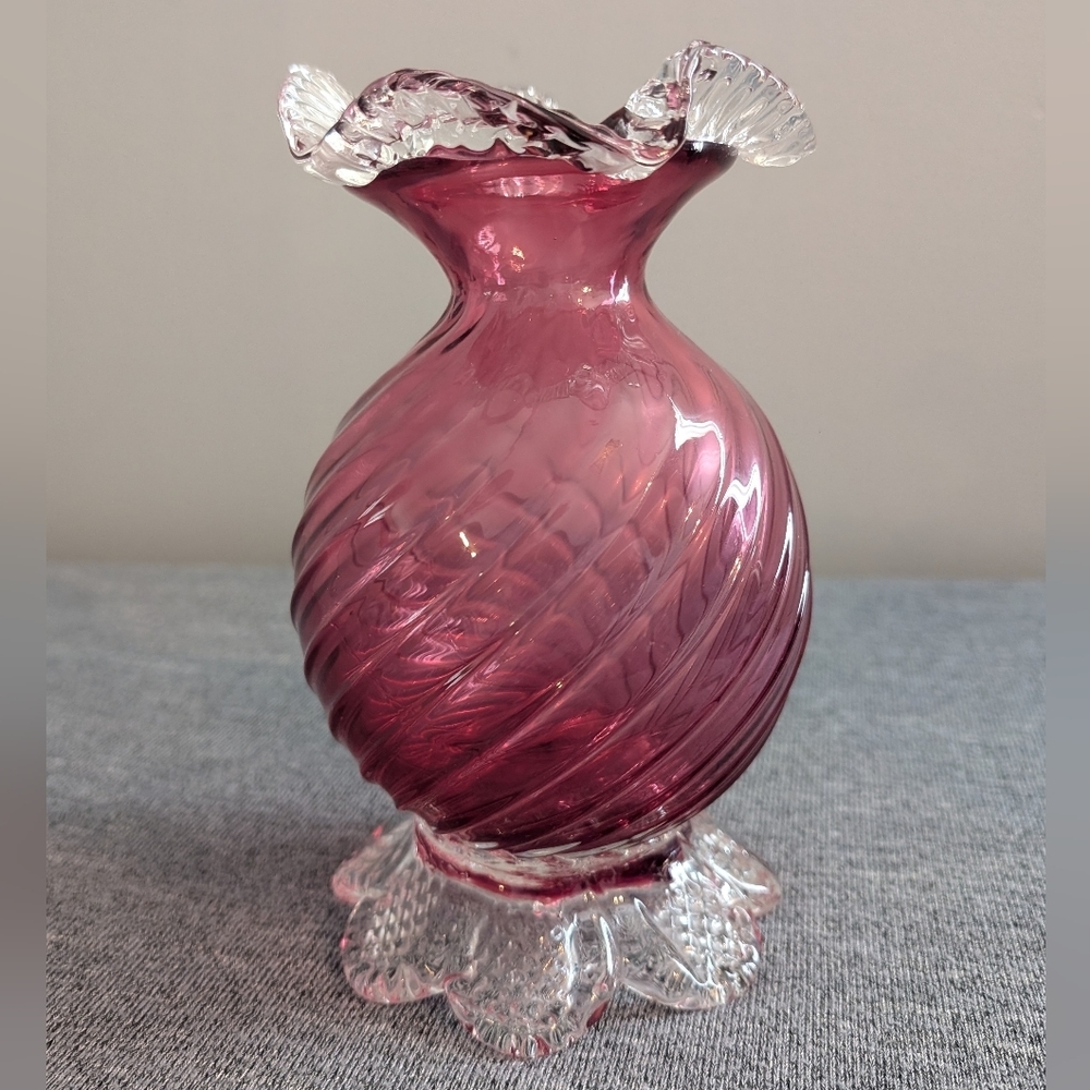 Chalet Blown Glass, Cranberry Swirl/Ribbed Footed Vase
